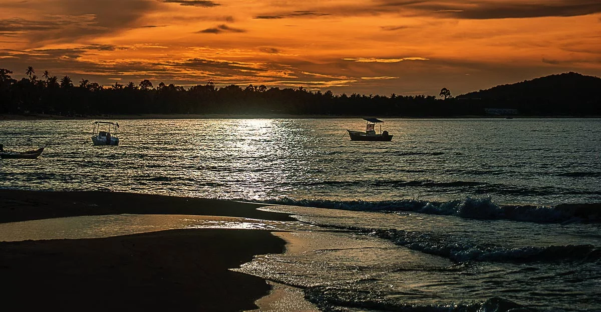 Sonnenuntergang am Mea Nam Beach